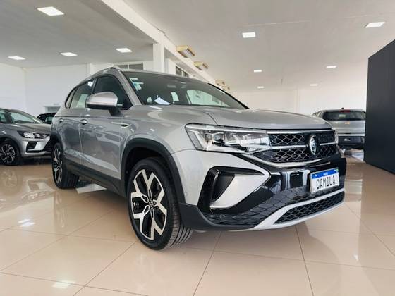 VOLKSWAGEN TAOS 1.4 250 TSI TOTAL FLEX HIGHLINE AUTOMÁTICO